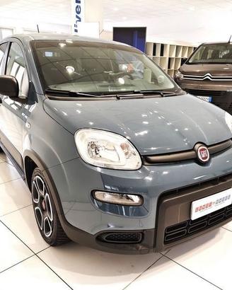 FIAT Panda 1.0 firefly hybrid City Life s&s 7...