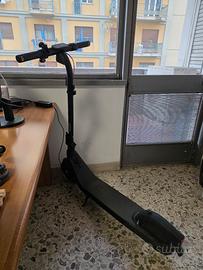 Monopattino elettrico Segway Ninebot E2 Pro