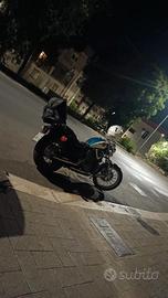 Shadow VT600 del 1998
