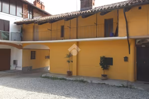 3 LOCALI A VIVERONE
