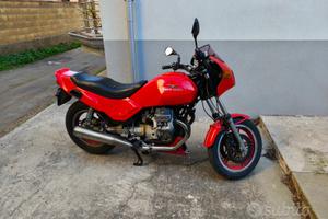 Moto Guzzi Lario