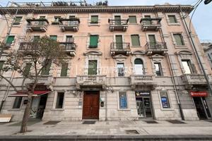 Locale deposito adibito a studio sul Viale San Mar