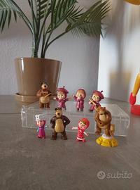 Lotto Masha e orso figurine comansi kinder