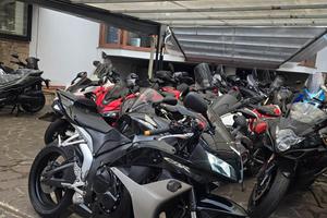 HONDA CBR 600RR 2008 23000km tua a80€