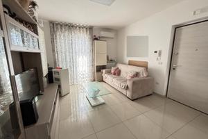 Appartamento con spaio esterno e box doppio