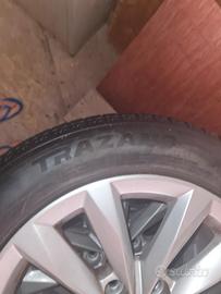 4 Cerchi + Gomme + Sensori per Audi 3 del 2023