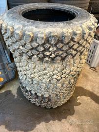 Gomme tassellate artigliate fuoristrada 205 70 15