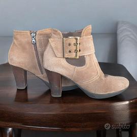 Stivaletti marroni da donna