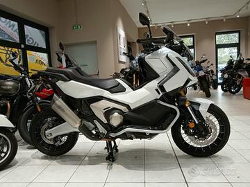 Honda X-ADV 750 BIANCO 2025