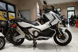 Honda X-ADV 750 BIANCO 2025