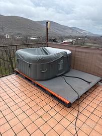 Vasche idromassaggio da esterno o interno