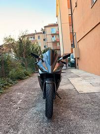 Yamaha yzf-r 125