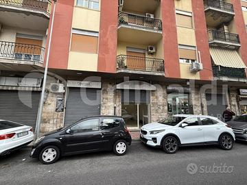 Negozio Messina [0681-23ACG]