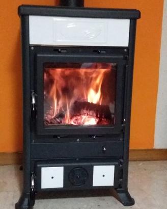 Stufa a legna