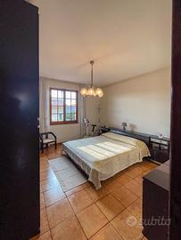 Camera da Letto Matrimoniale Completa Anni '70.