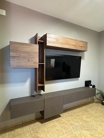 Parete attrezzata pari al nuovo!!!