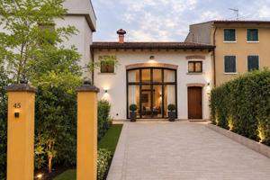 Immobile di 207 m² a Montichiari