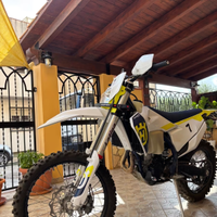 Husqvarna 250 4 t enduro 2023