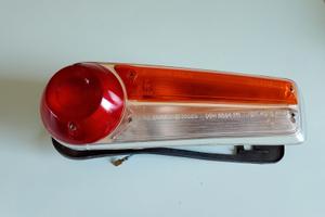Fanale dx Lancia Fulvia 1 serie con corpo  metallo