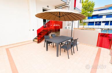 Jesolo centro Stupenda Terrazza vicino spiaggia