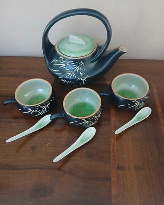Set teiera, 3 tazze e 3 cucchiaini  Bat Thang Viet