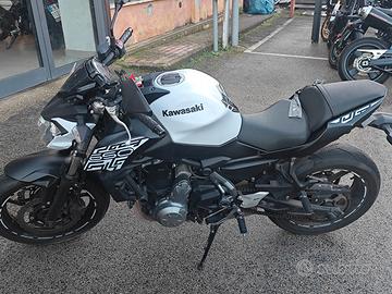KAWASAKI Z650