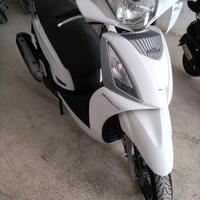 Kymco People GT 300