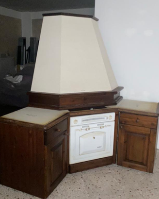 Cucina in legno massello