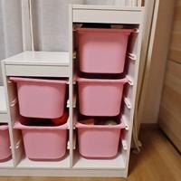 mobiletto ikea  cameretta