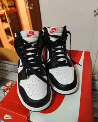 Nike Dunk Low misura 40