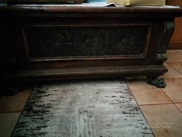 Cassapanca in legno