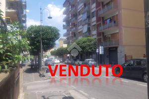 5 LOCALI A NOCERA INFERIORE