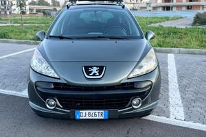Peugeot  207sw 1.6 disel con gancio traino  1.700e
