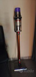 aspirapolvere Dyson V10