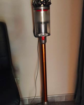 aspirapolvere Dyson V10