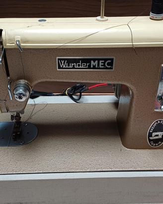 Macchina da cucire vintage Wunder M.E.C