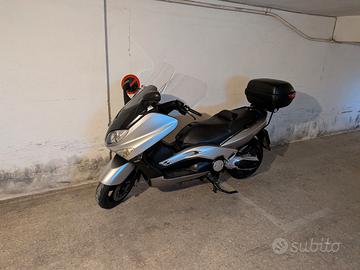 YAMAHA T MAX INIEZIONE 