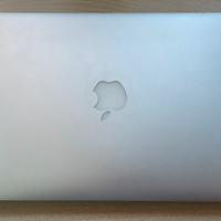 MacBook Pro 13 256Gb 8Gb RAM