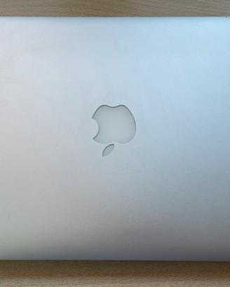 MacBook Pro 13 256Gb 8Gb RAM