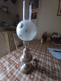 Lampada in argento