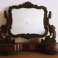 specchiera da appoggio con cassetti