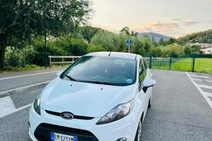 FORD FIESTA 5ª SERIE 1.4 GPL 2012 ✅