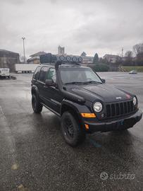 cherokee kj 2006
