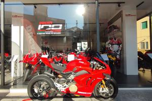 Ducati Panigale V4 S 2021