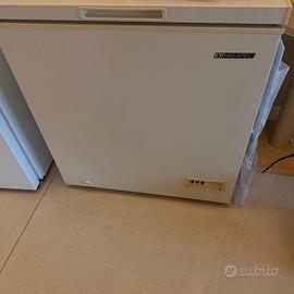 Freezer a pozzetto 140L color panna