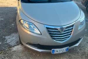 Lancia Ypsilon 2012