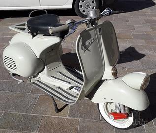 Piaggio Vespa 125 (VN) - 1953