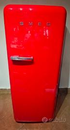 Frigorifero Smeg FAB28 retrò anni 50 rosso
