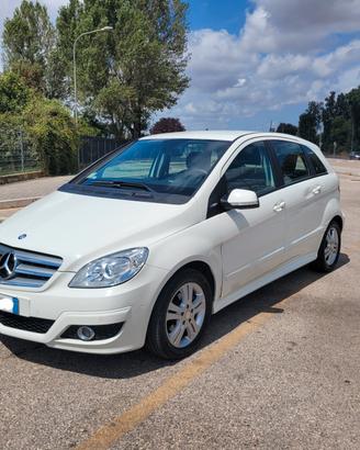 Mercedes-benz B 180 BlueEFFICIENCY Executive UNIPR