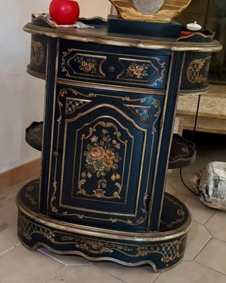 Mobiletto in stile Veneziano dipinto a mano